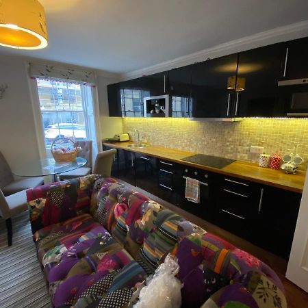 City Centre - Rivers Street, Quiet 2 Bed Ground Floor Georgian Garden Apartment バース エクステリア 写真