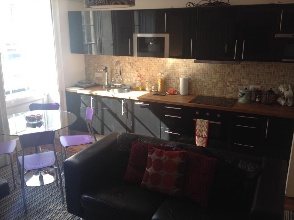 City Centre - Rivers Street, Quiet 2 Bed Ground Floor Georgian Garden Apartment バース エクステリア 写真
