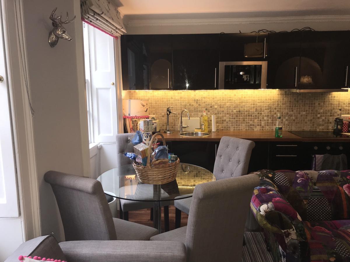 City Centre - Rivers Street, Quiet 2 Bed Ground Floor Georgian Garden Apartment バース エクステリア 写真